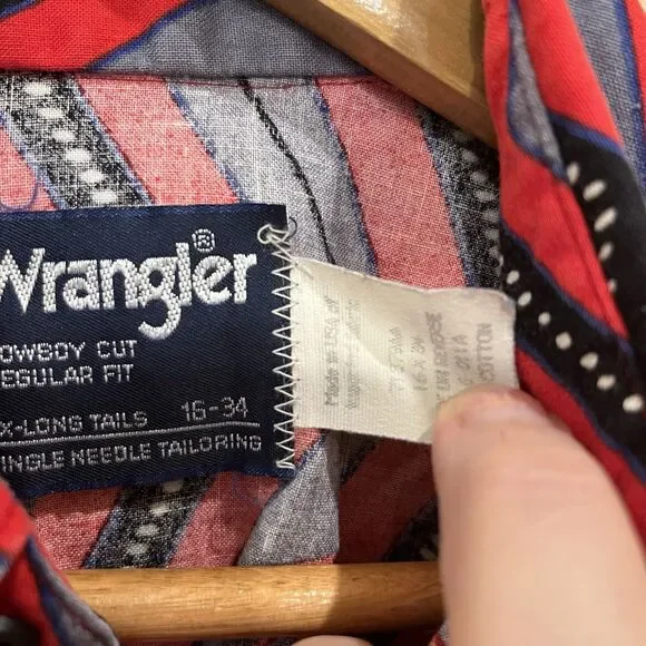 90s Wrangler Western Arrow Button Down Shirt 16-34 X Long Tails Cowboy Cut Vtg - Picture 3 of 6